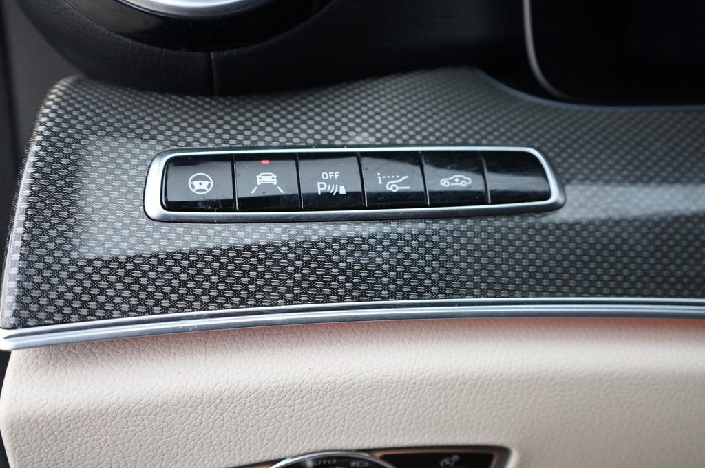 Used 2020 Mercedes-Benz E 53 AMG 4MATIC Sedan image 33