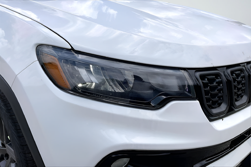 New 2026 Jeep Compass Limited AWD/4WD image 17