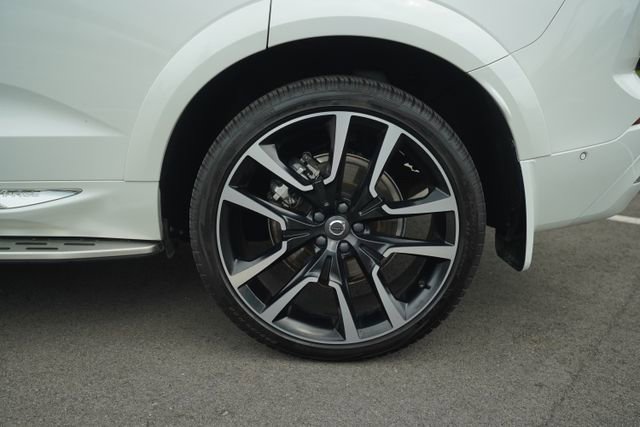 Used 2023 Volvo XC60 T8 Ultimate w/ Climate Package image 36
