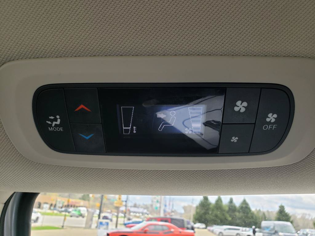 Certified 2023 Chrysler Voyager LX FWD image 16
