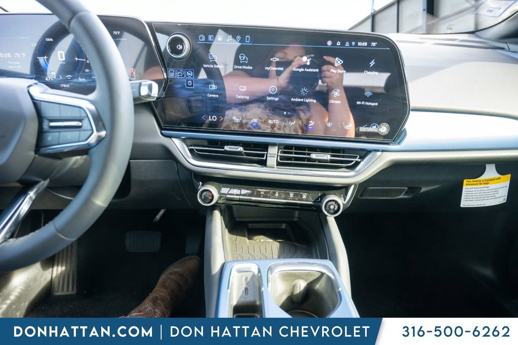 New 2026 Chevrolet Equinox EV LT image 8