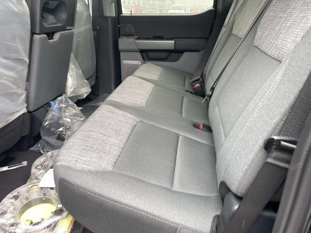 New 2026 Ford F250 XLT w/ XLT Premium Package AWD/4WD image 7
