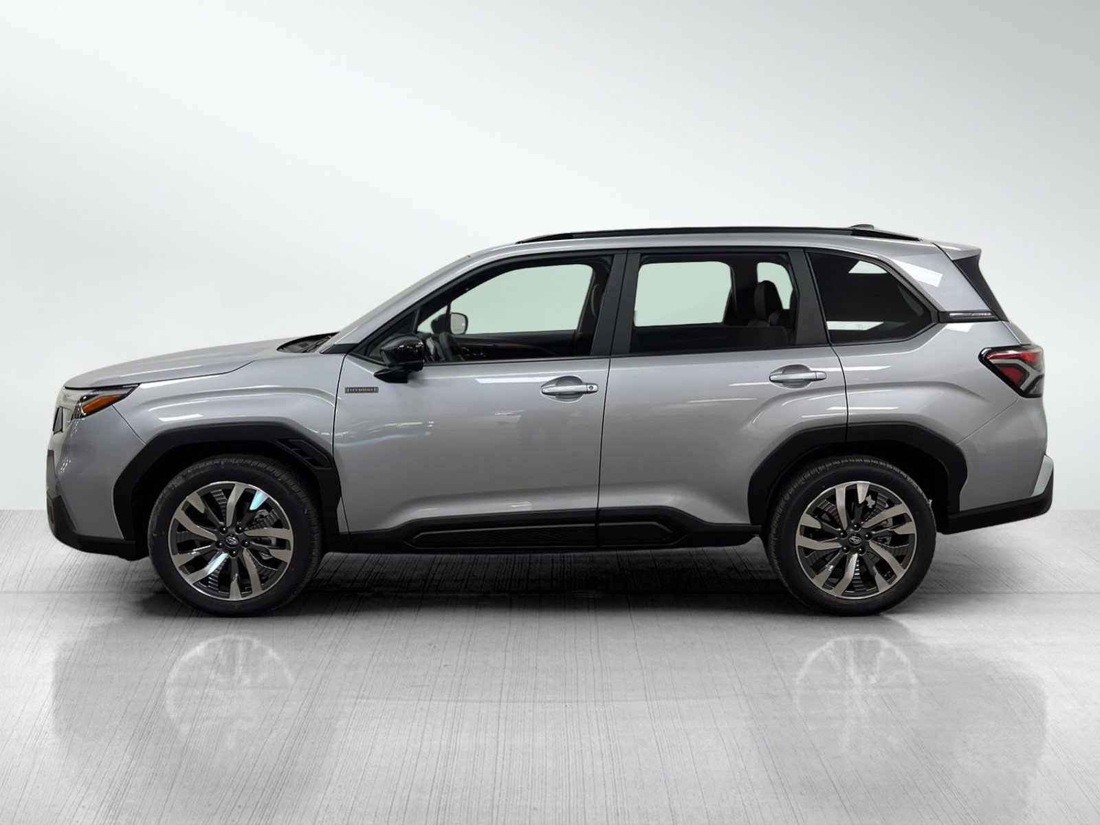 New 2025 Subaru Forester Touring image 3