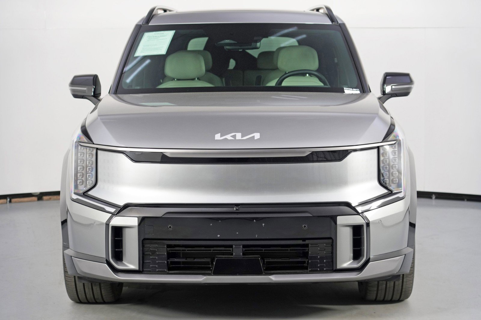 Used 2024 Kia EV9 GT-Line image 52