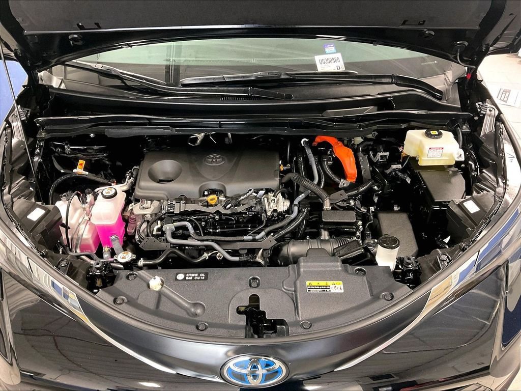 Used 2025 Toyota Sienna XLE w/ XLE Plus Package AWD/4WD image 31