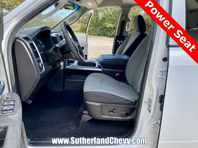 Used 2022 RAM 1500 Classic SLT w/ Electronics Group image 18