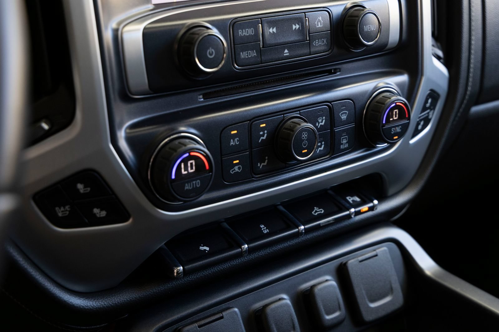 Used 2014 GMC Sierra 1500 SLT RWD image 17