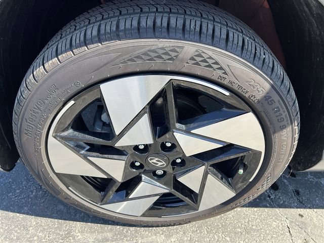 Used 2024 Hyundai Kona Limited image 22