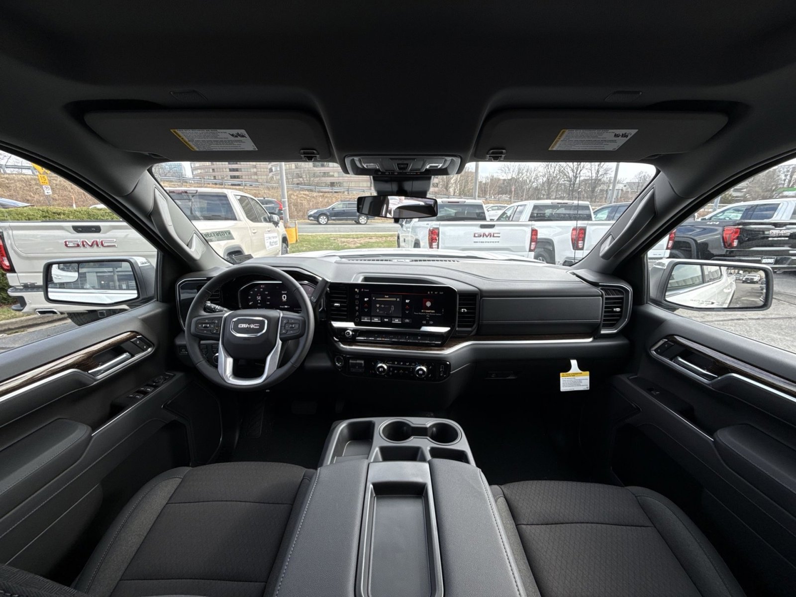 New 2026 GMC Sierra 1500 SLE w/ Preferred Package image 23