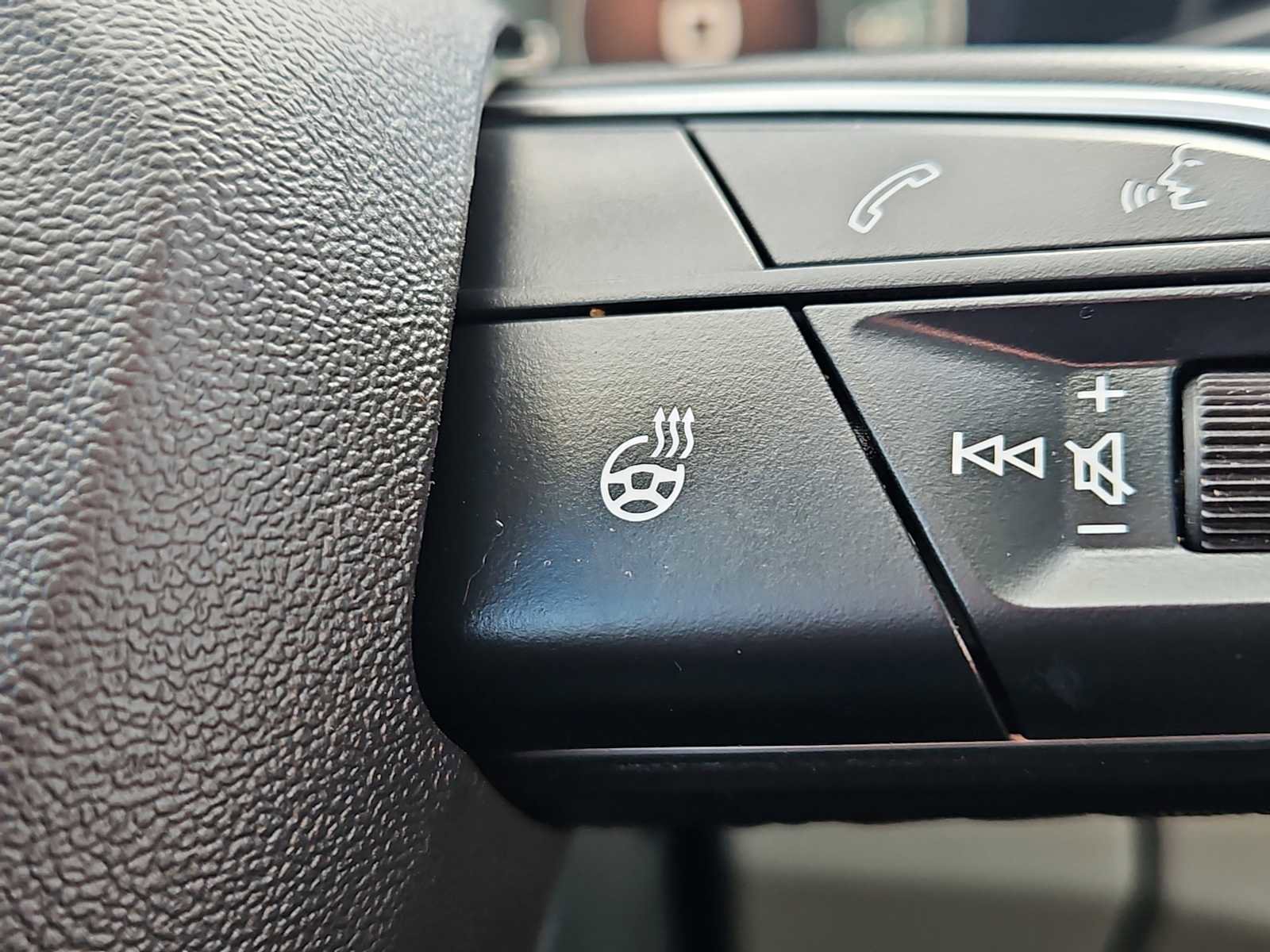 Used 2021 Audi Q5 Premium Plus image 23