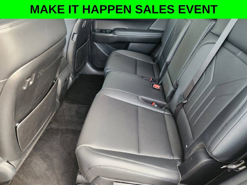 Used 2025 Hyundai Santa Fe SEL FWD image 23