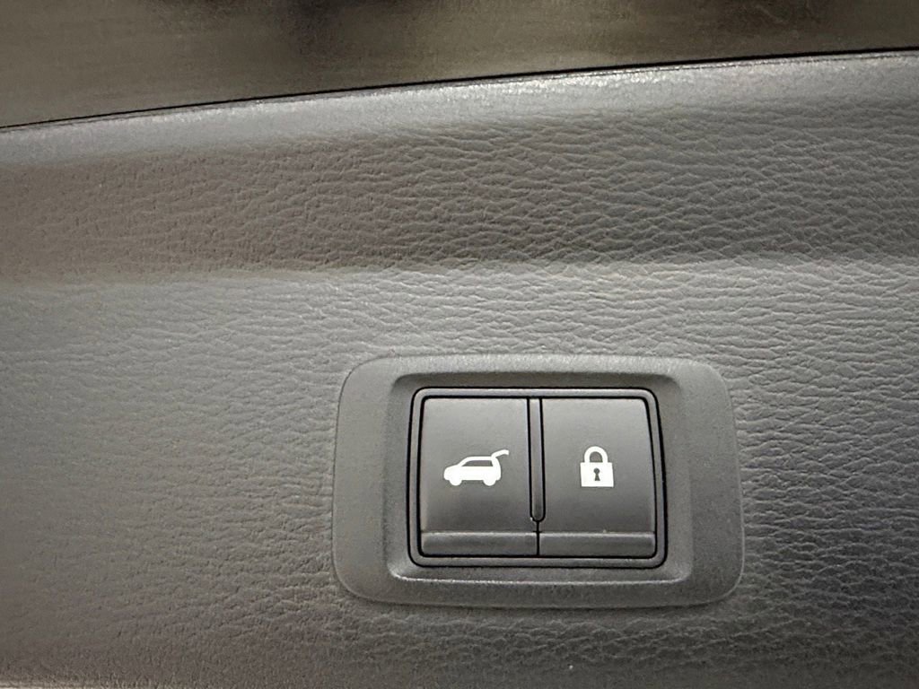 Used 2023 Mitsubishi Outlander SEL image 7
