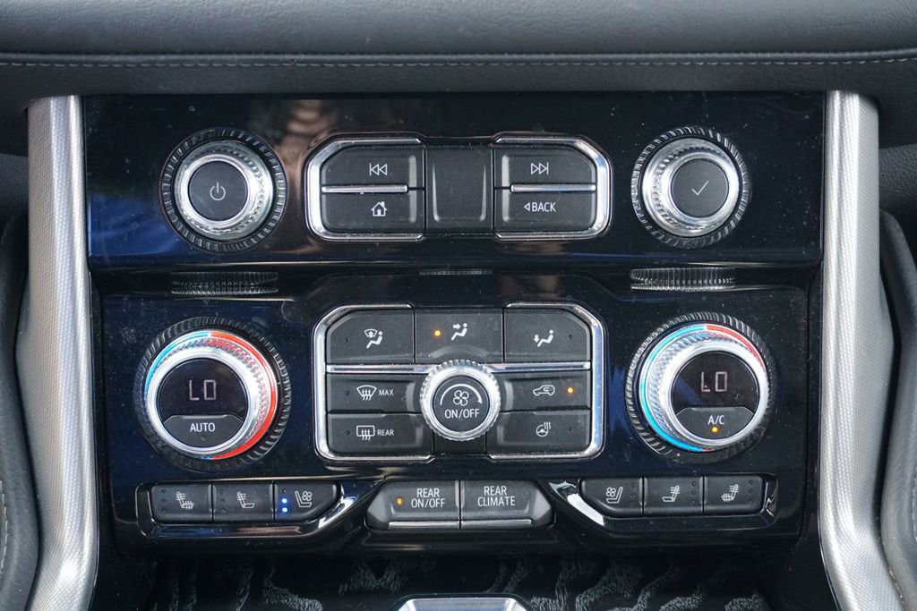 Used 2023 GMC Yukon XL Denali w/ Advanced Technology Package image 36
