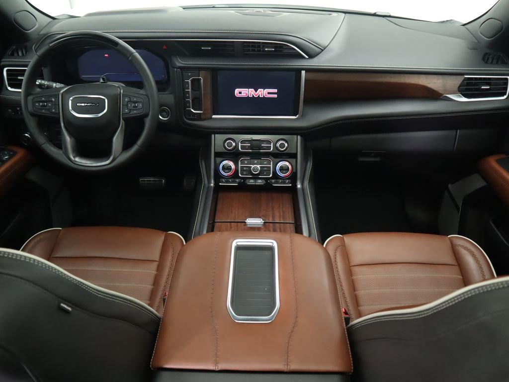 Used 2024 GMC Yukon Denali Ultimate image 13
