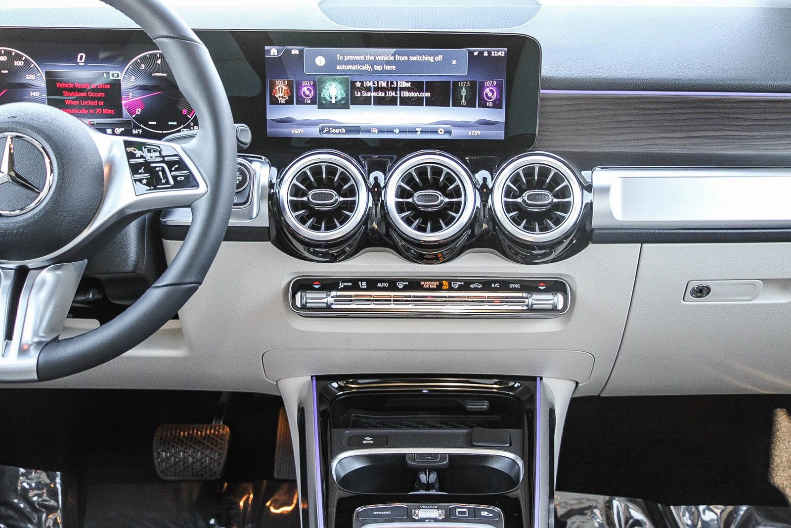 Certified 2026 Mercedes-Benz GLB 250 4MATIC image 13