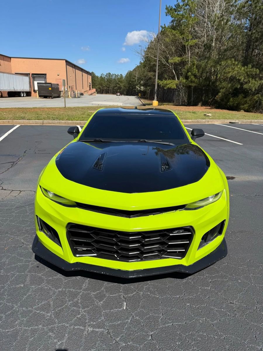 Used 2016 Chevrolet Camaro SS image 8
