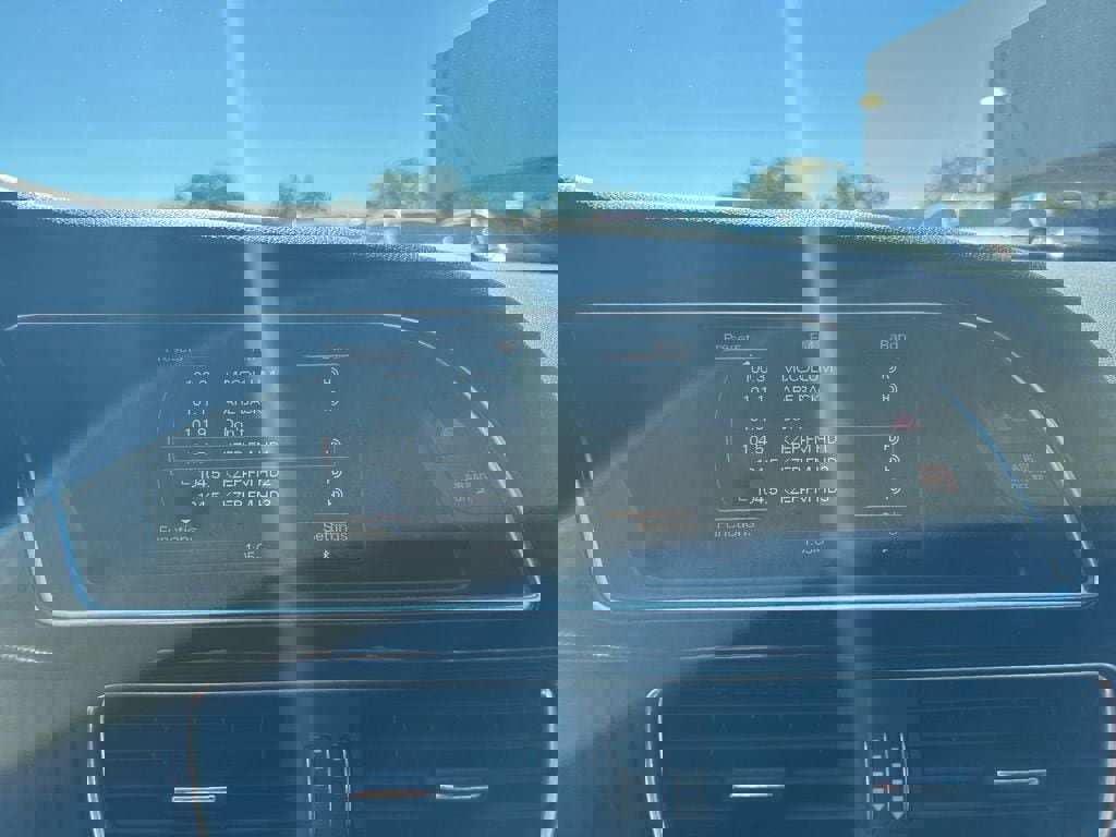 Used 2015 Audi RS 5 Cabriolet w/ Black Optic Plus Package image 19