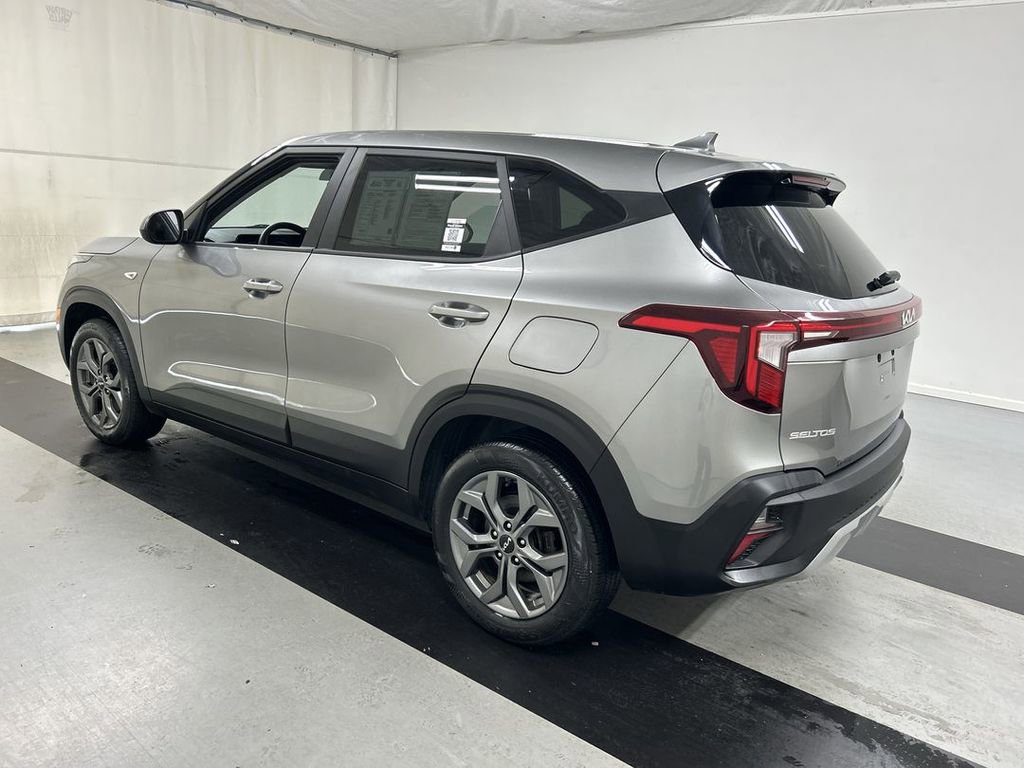 Certified 2024 Kia Seltos LX AWD/4WD image 7