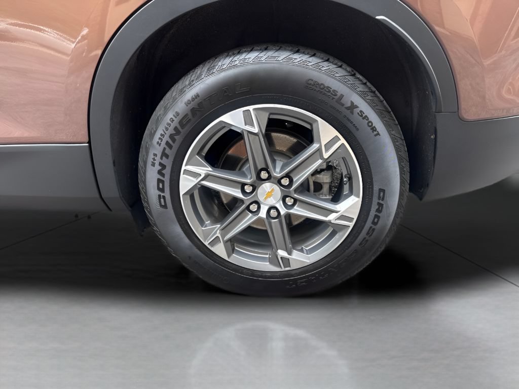 Used 2024 Chevrolet Blazer LT FWD image 7