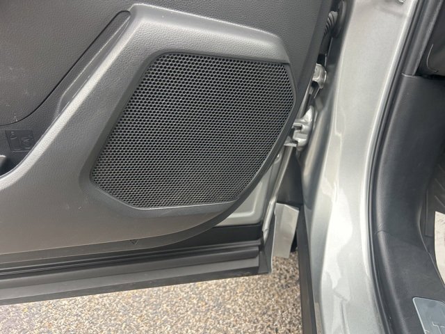 Used 2023 Toyota Highlander Limited image 14