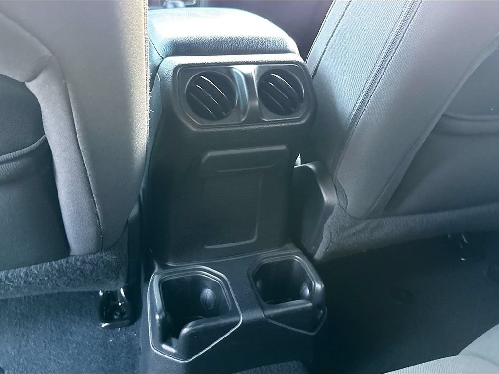 Used 2021 Jeep Wrangler Unlimited Sport AWD/4WD image 27