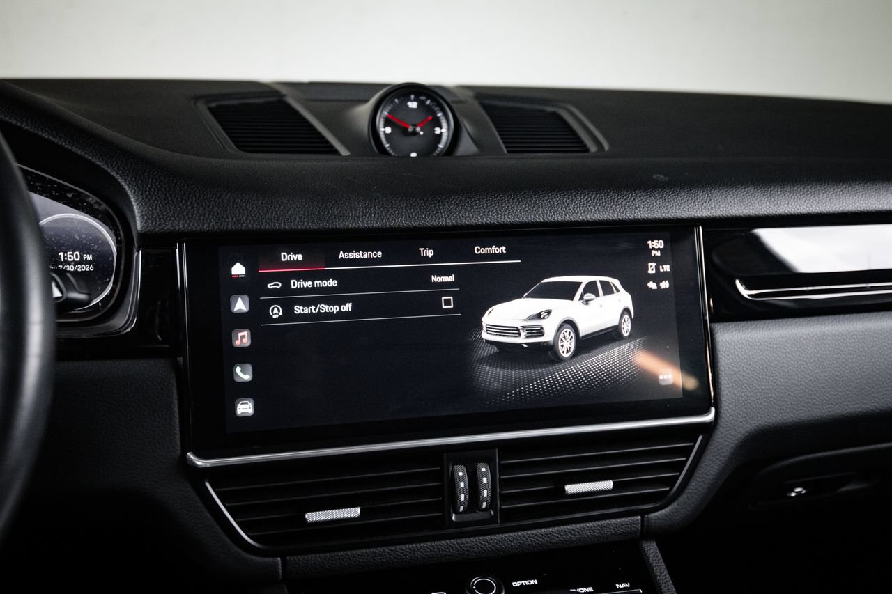 Certified 2023 Porsche Cayenne Platinum Edition AWD/4WD image 18