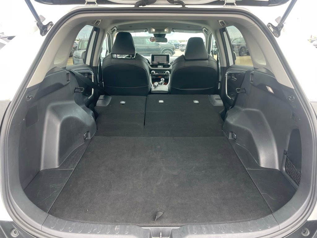 Used 2024 Toyota RAV4 Adventure AWD/4WD image 30