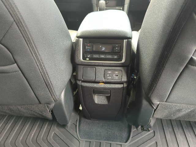 Used 2023 Subaru Ascent Onyx Edition Limited AWD/4WD image 23