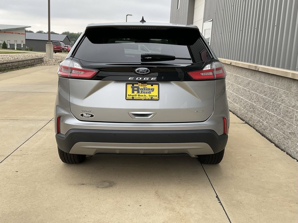 Used 2023 Ford Edge SEL w/ Convenience Package image 5