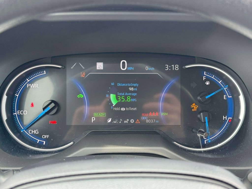 Used 2025 Toyota RAV4 XLE image 24