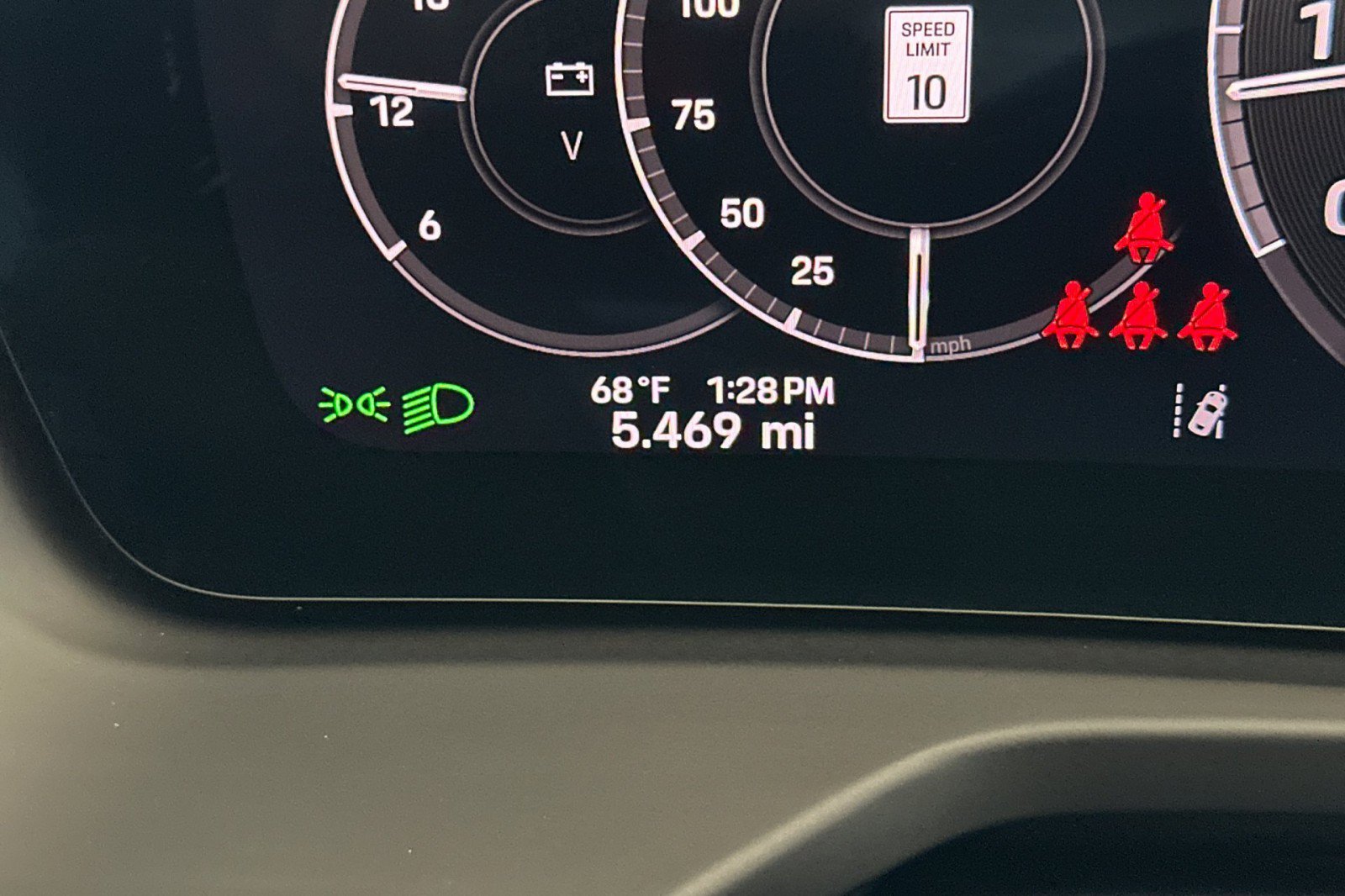 Used 2026 Porsche Panamera image 26