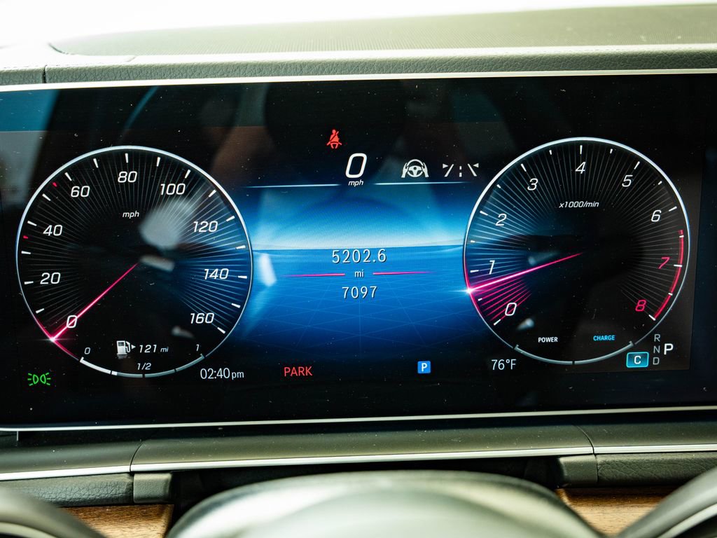 Used 2025 Mercedes-Benz GLS 450 4MATIC image 32