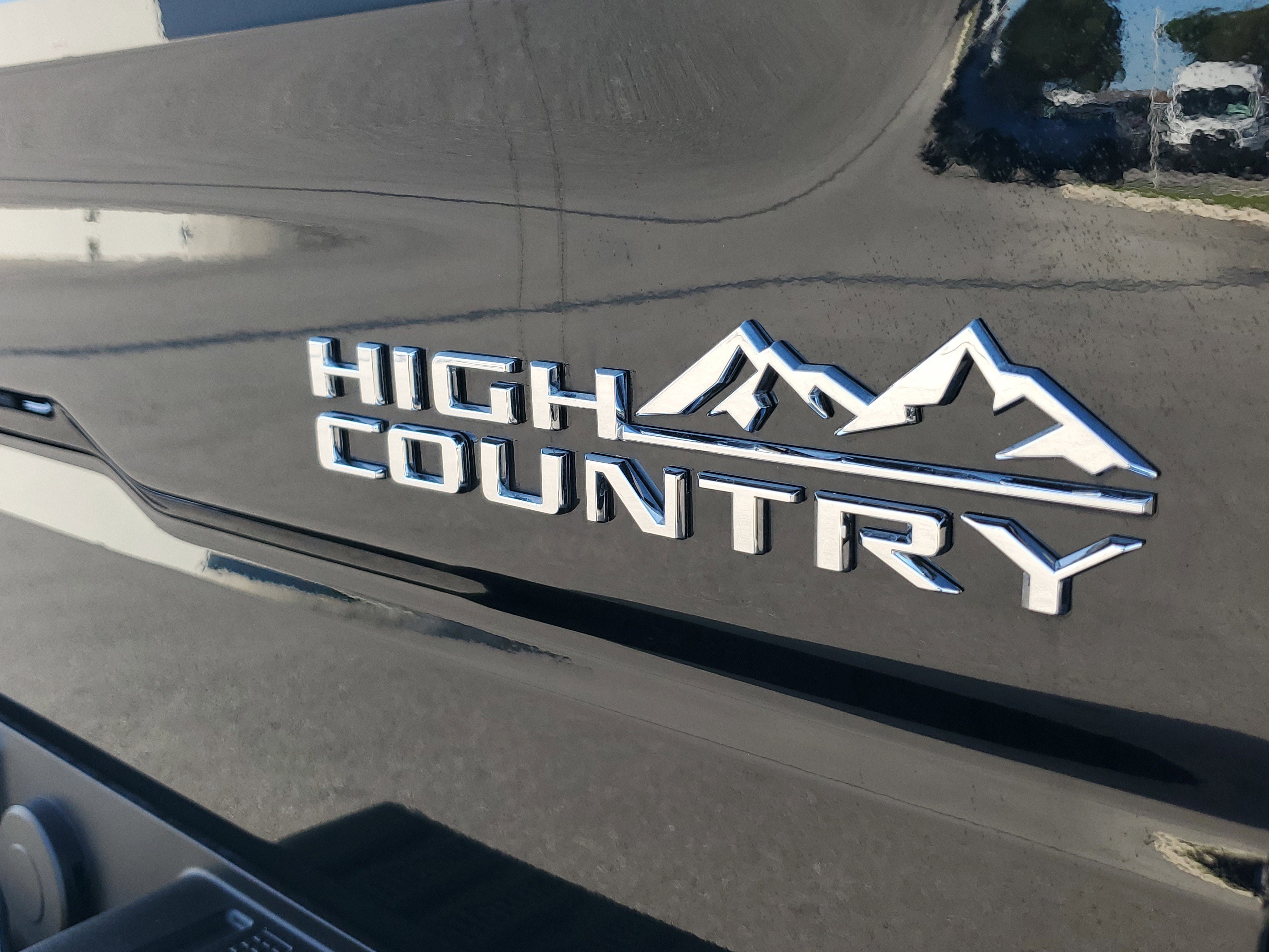Used 2025 Chevrolet Silverado 1500 High Country image 10