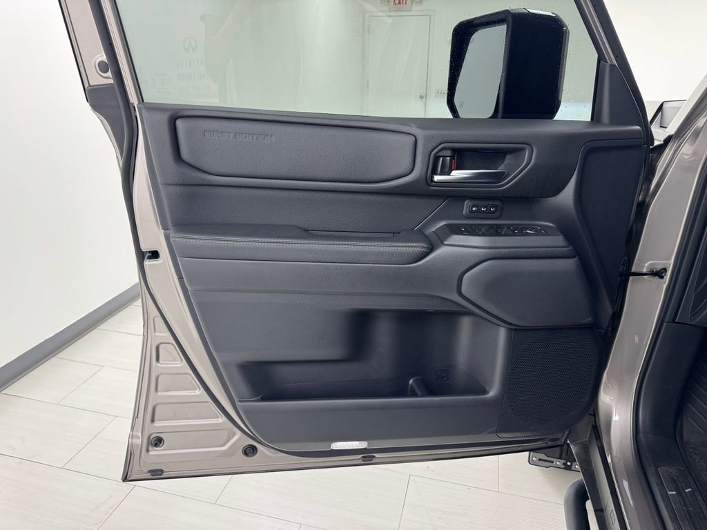 Used 2024 Toyota Land Cruiser image 9