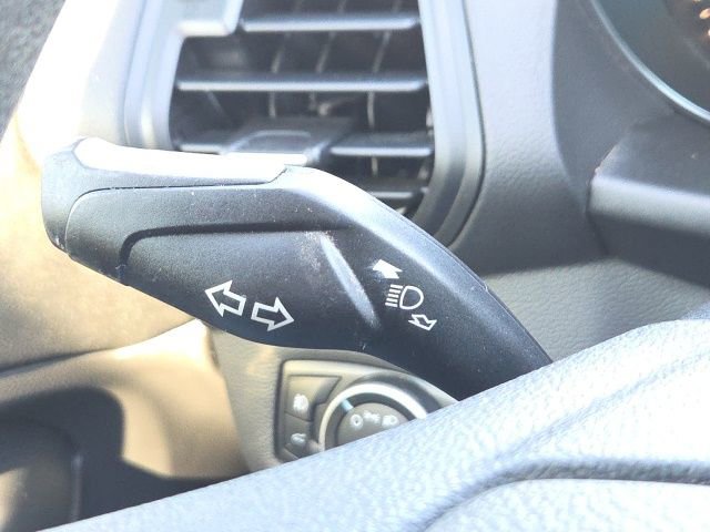 Used 2018 Ford Escape SE image 40