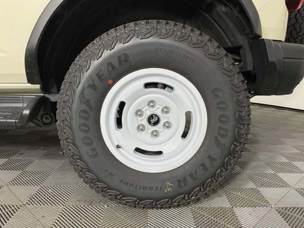 New 2026 Ford Bronco Heritage Edition AWD/4WD image 10