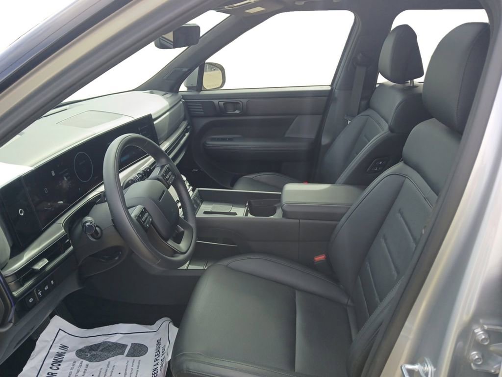 Used 2025 Hyundai Santa Fe Calligraphy AWD/4WD image 15