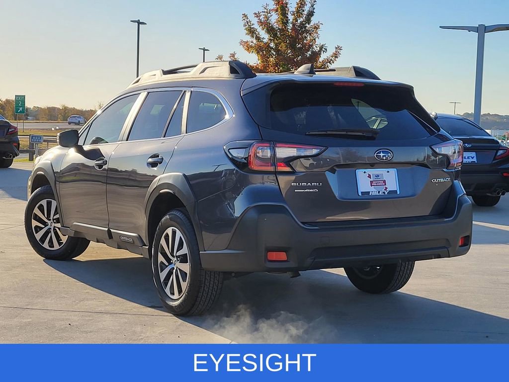 Certified 2025 Subaru Outback Premium image 3