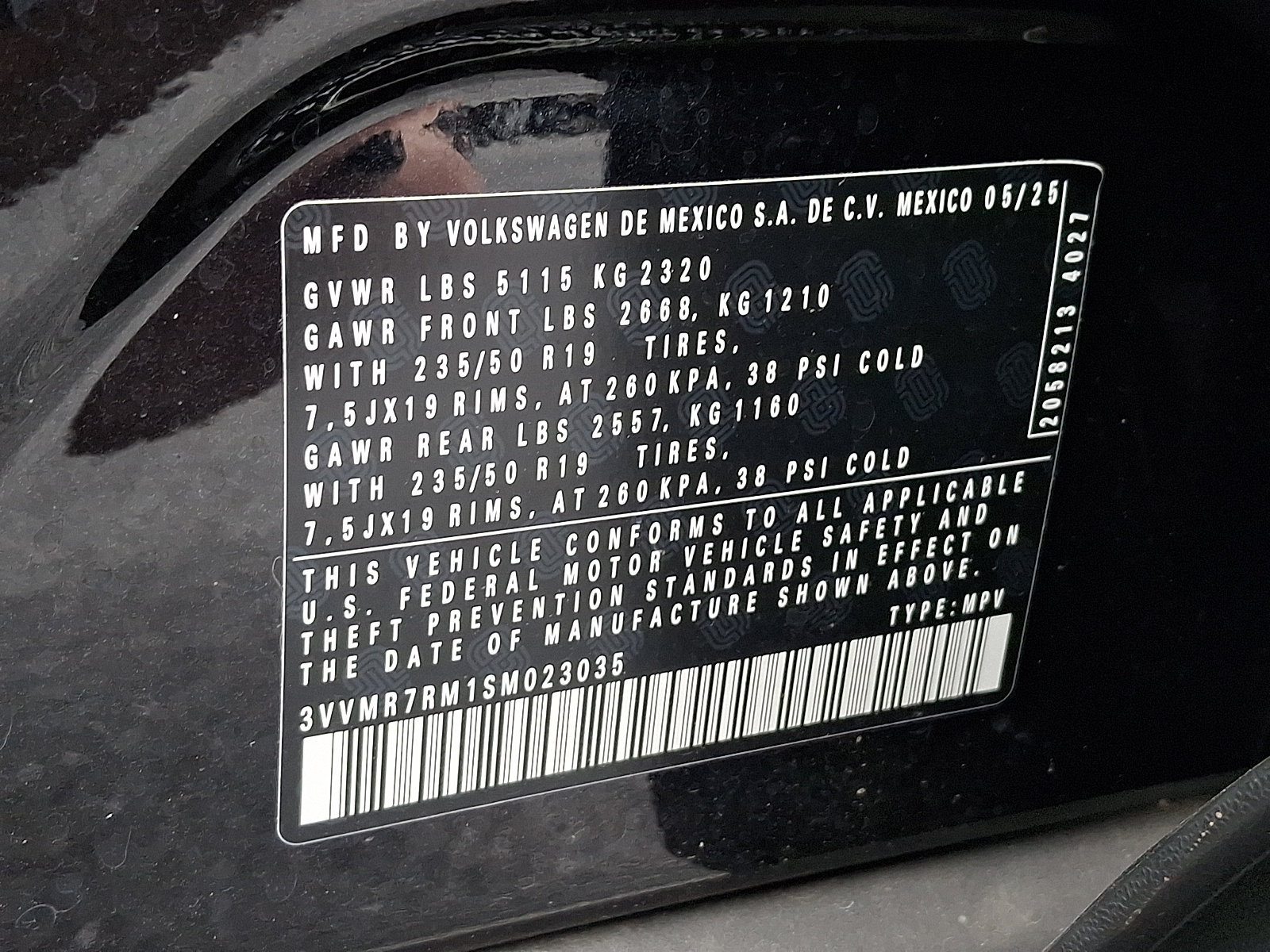 Used 2025 Volkswagen Tiguan SE AWD/4WD image 26