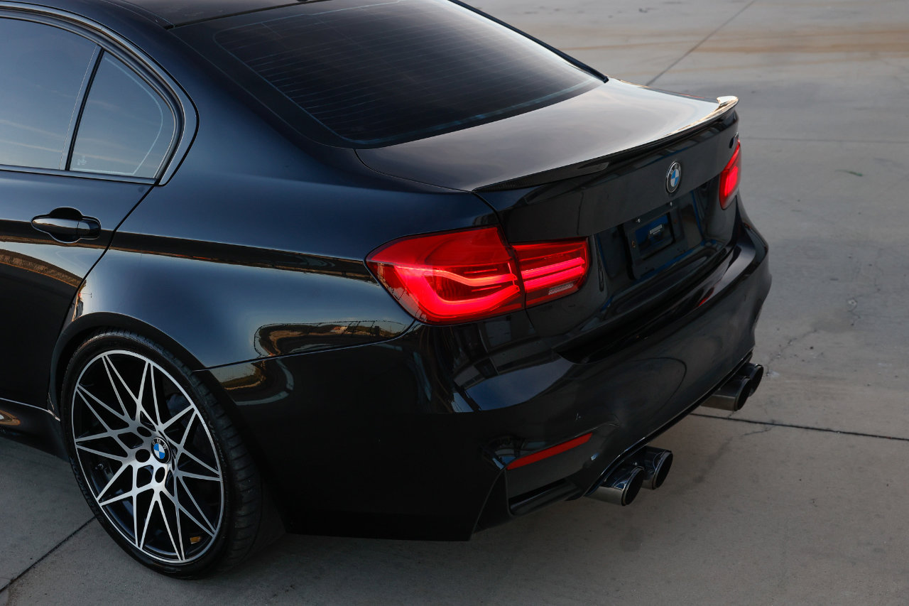 Used 2018 BMW M3 Coupe w/ Competition Package image 28