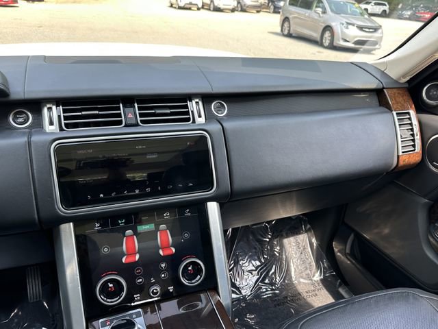 Used 2020 Land Rover Range Rover HSE image 19