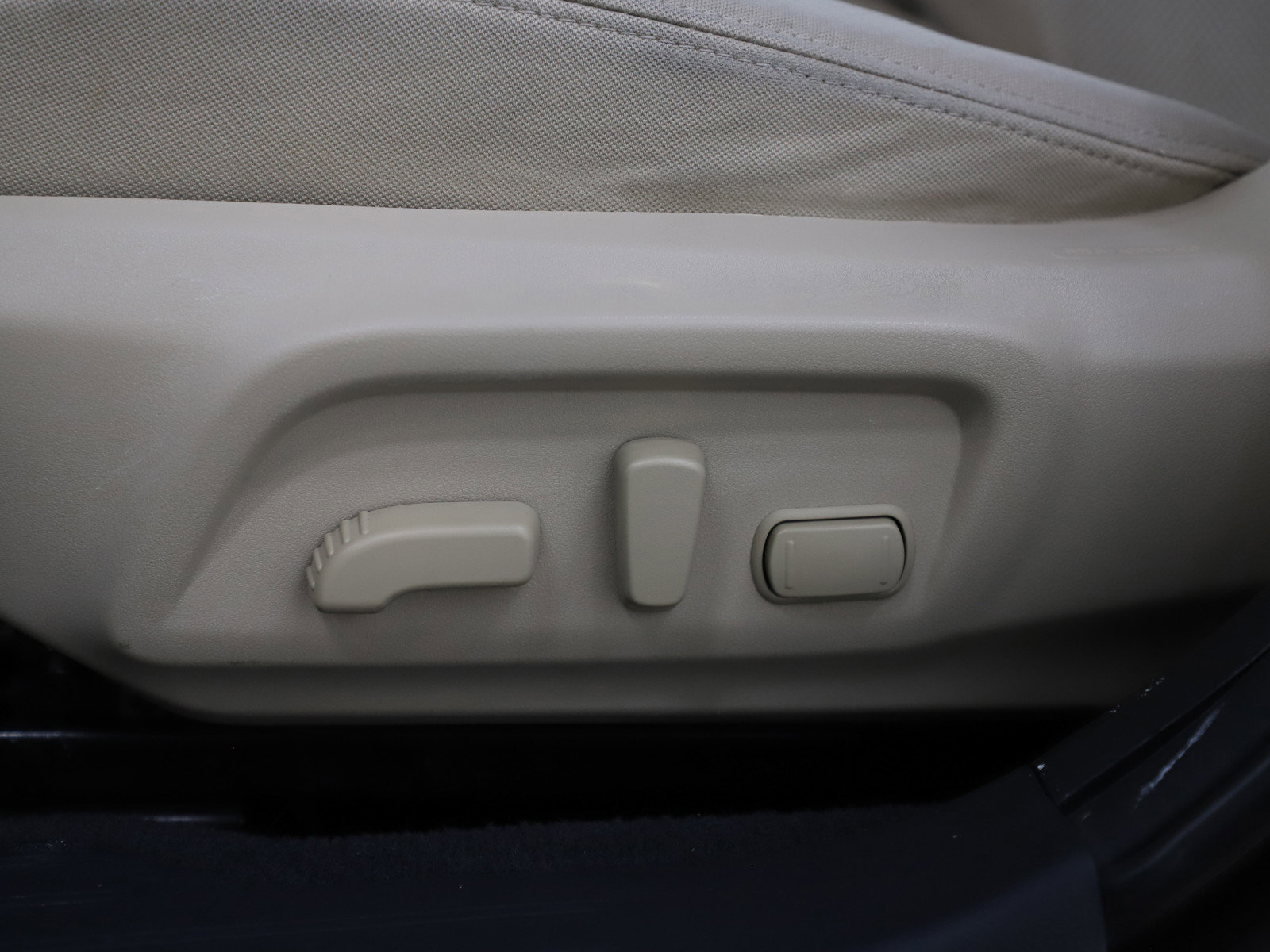 Used 2019 Subaru Outback 2.5i Premium AWD/4WD image 29