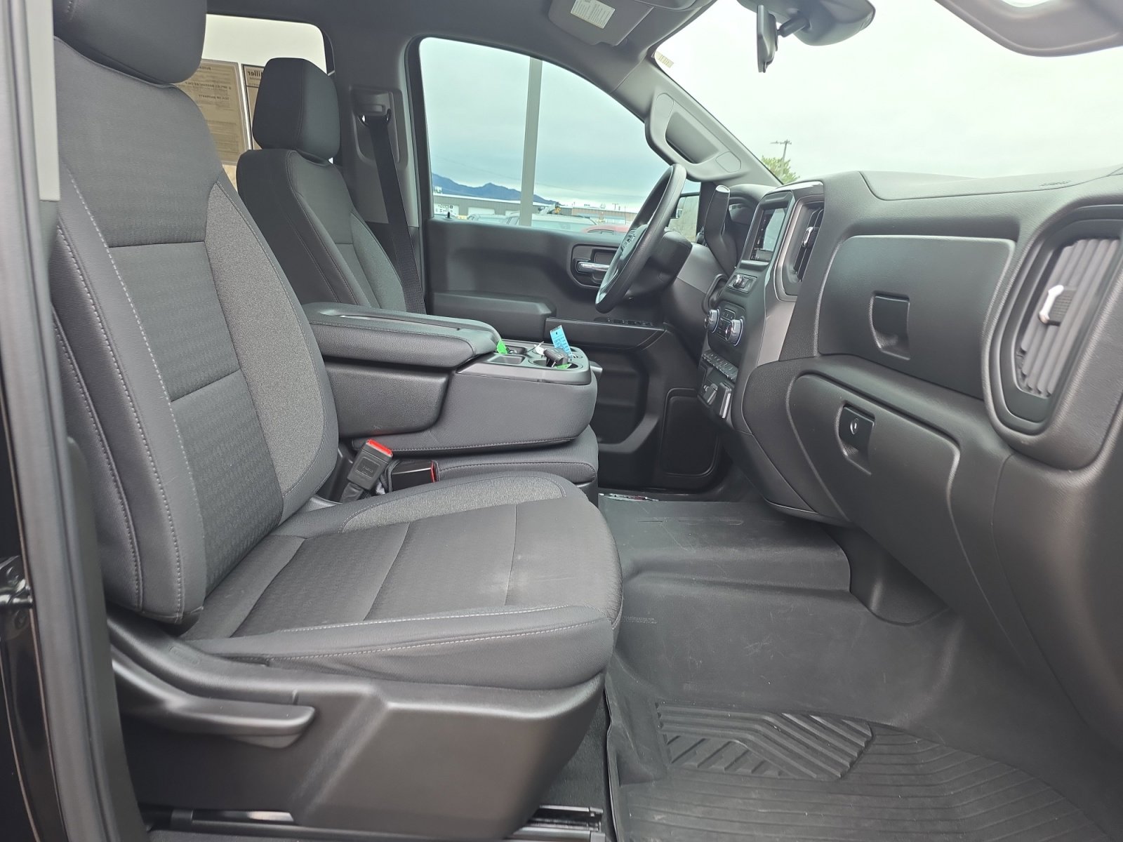 Used 2025 Chevrolet Silverado 1500 Custom Trail Boss w/ Midnight Edition image 29