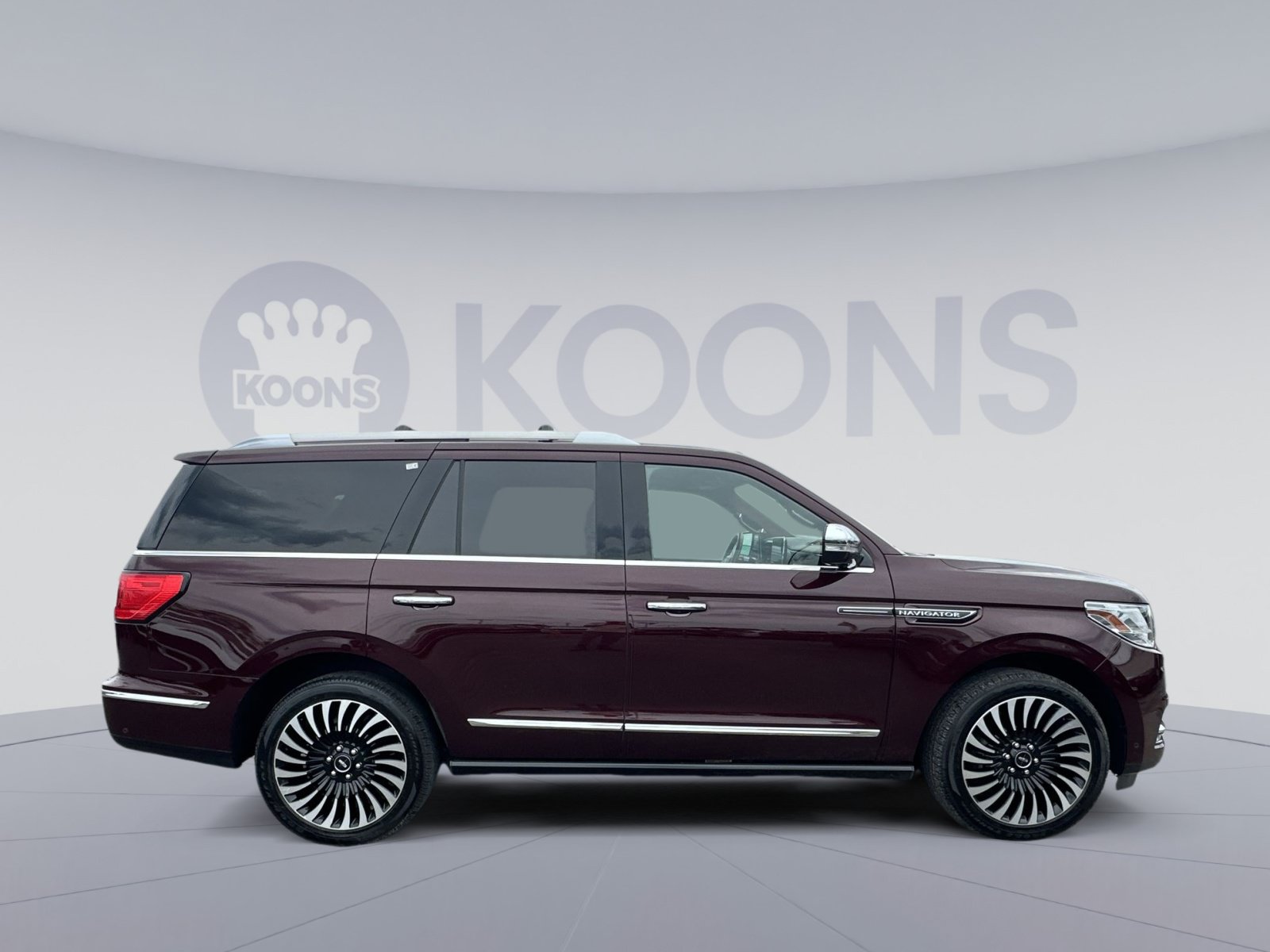 Used 2018 Lincoln Navigator Black Label AWD/4WD image 12