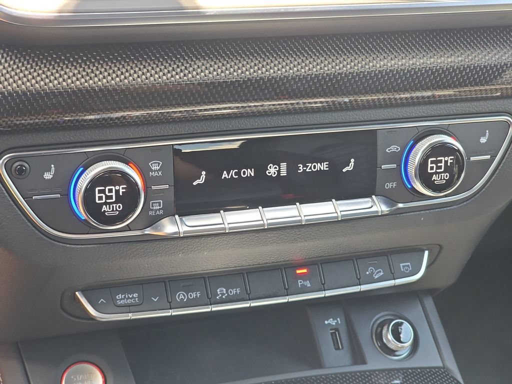 Used 2019 Audi SQ5 Premium Plus w/ Premium Plus Package AWD/4WD image 21