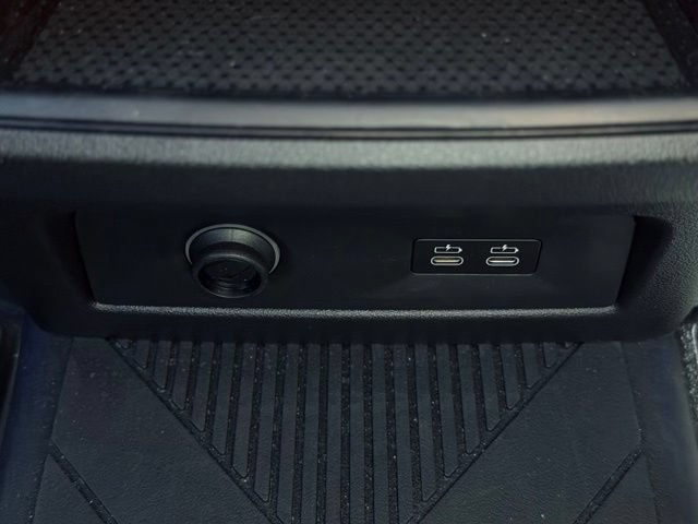 Certified 2025 BMW X5 M60i AWD/4WD image 28