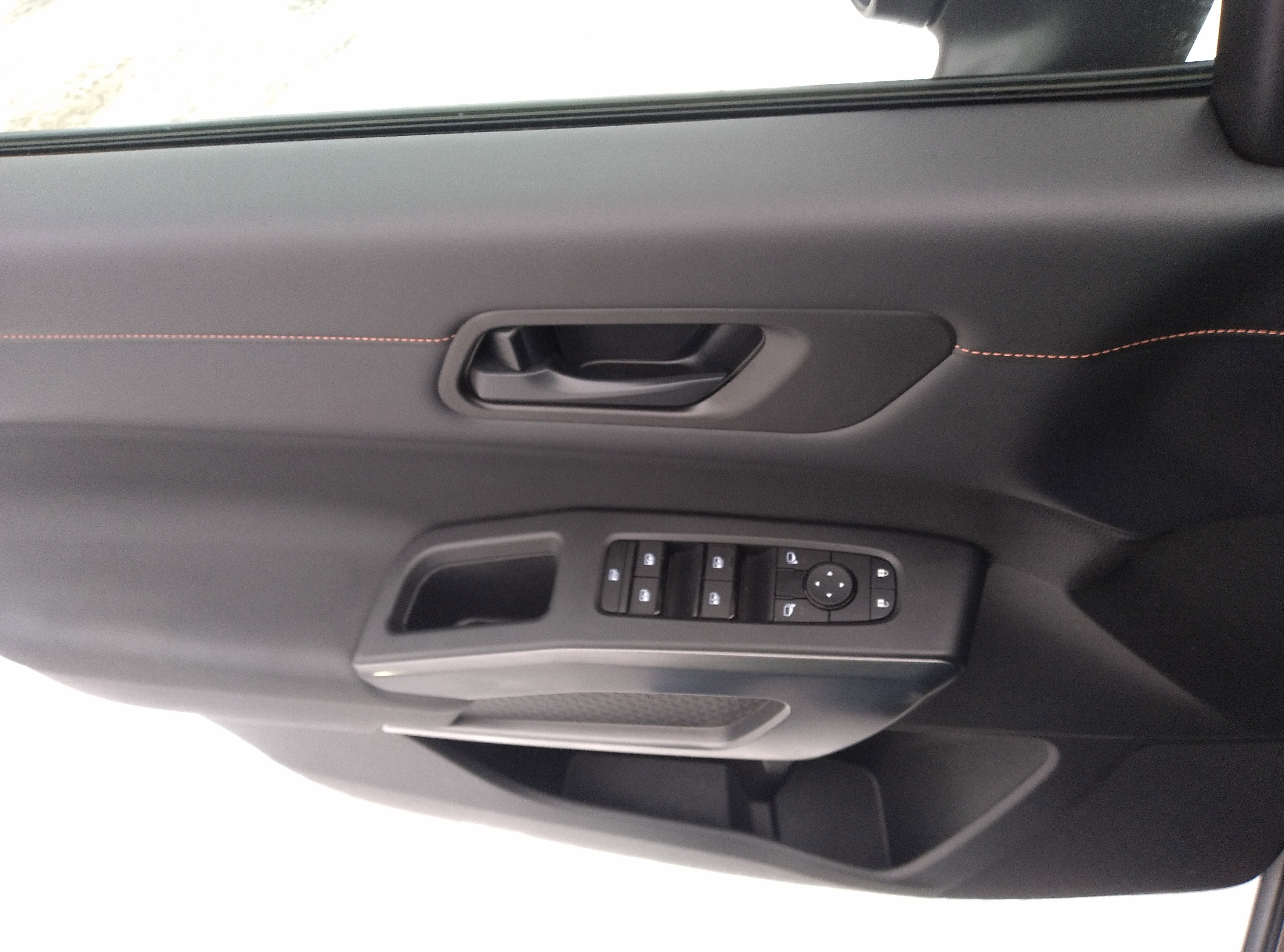 Used 2024 Nissan Pathfinder Rock Creek image 14