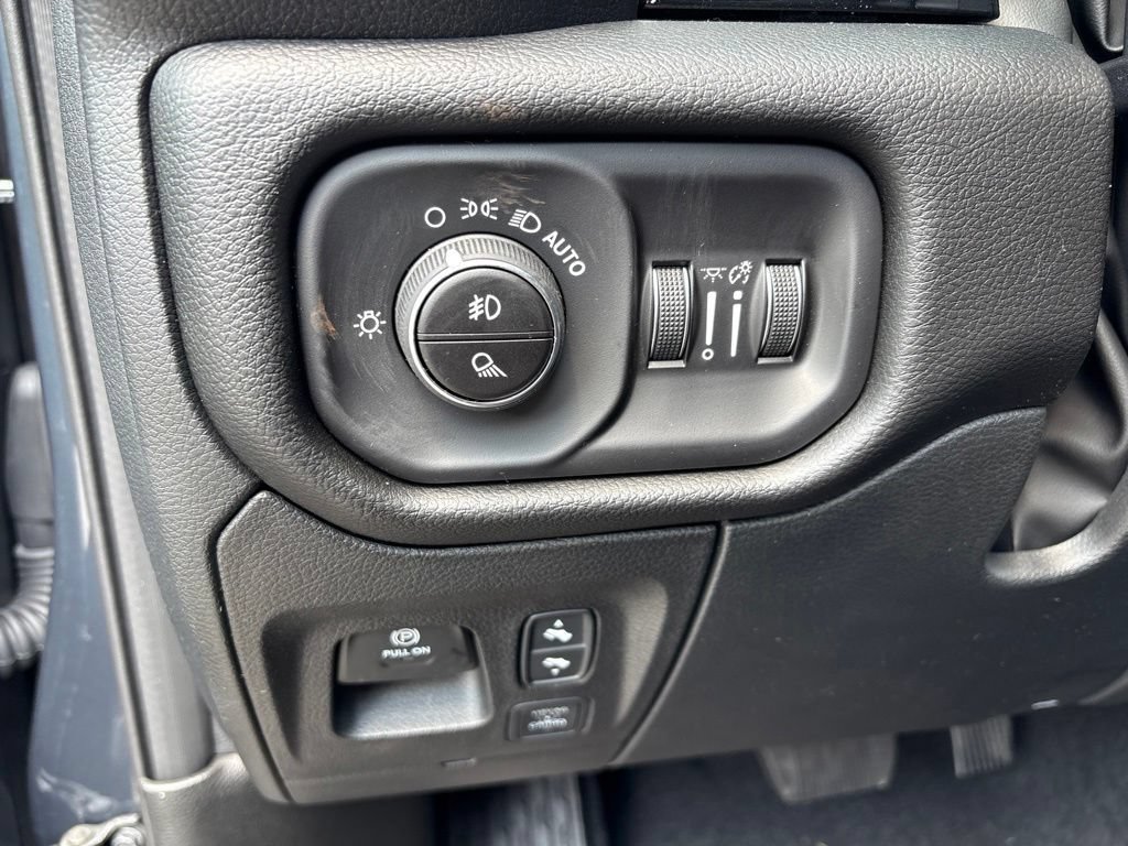 New 2026 RAM 1500 Laramie w/ Night Edition AWD/4WD image 14