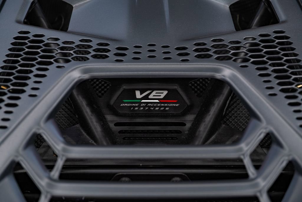 Used 2026 Lamborghini Temerario AWD/4WD image 18