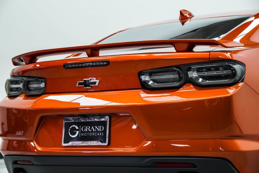 Used 2022 Chevrolet Camaro SS RWD image 13